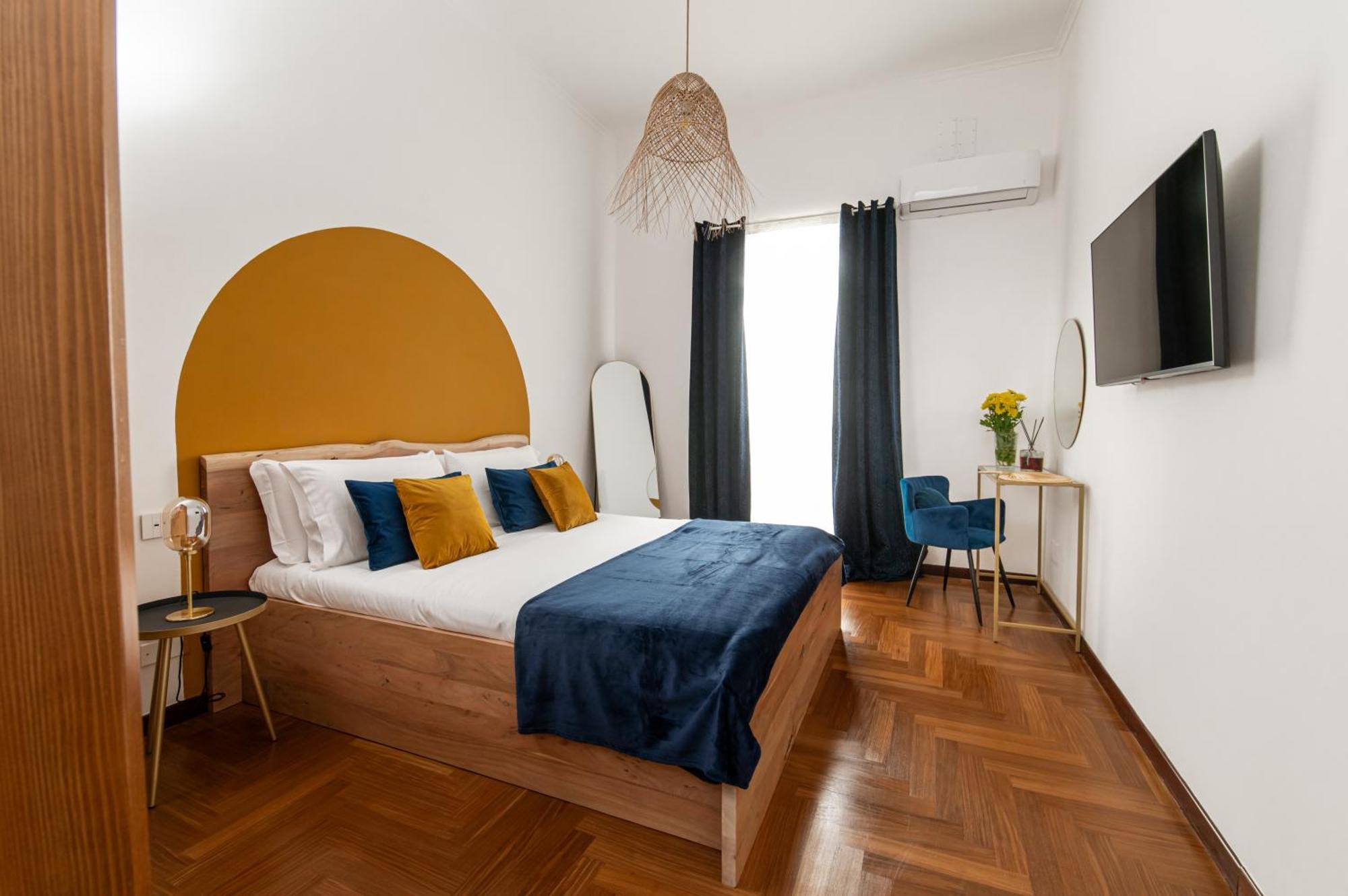 Quatrum Apartment Неаполь Экстерьер фото