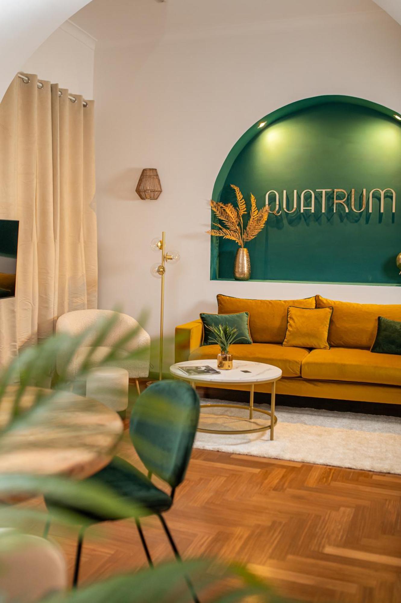Quatrum Apartment Неаполь Экстерьер фото